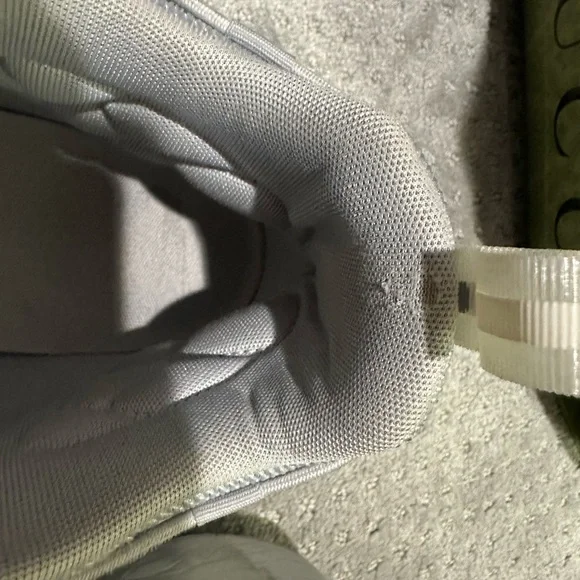 Adidas Dane 7 silver metallic basketball shoes - Picture 12 of 12